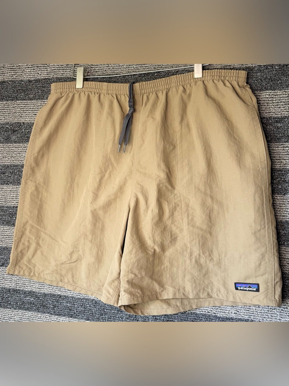 Patagonia Baggies Men’s Olive Green Multipurpose Nylon Shorts Size XL EUC